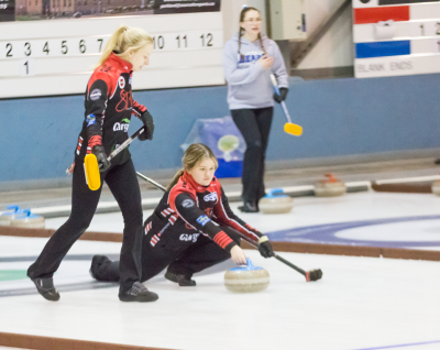 Jensen rink wins ladies bonspiel