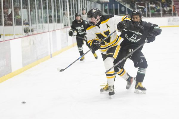 Clippers tame Tigers in Christmas Classic