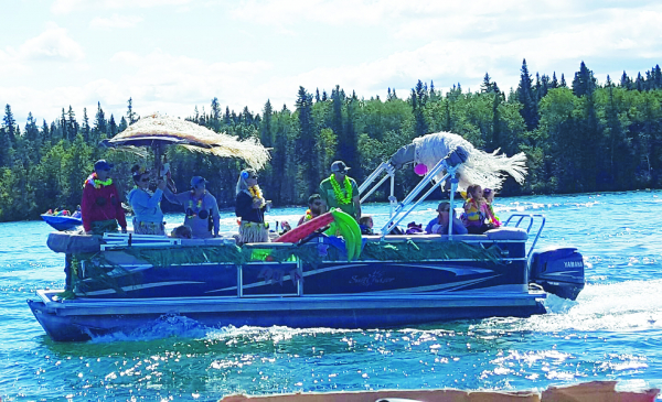 Wally’s Place Boat Parade marks third anniversary