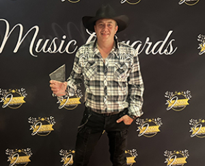Keown brings home a Josie from Nashville