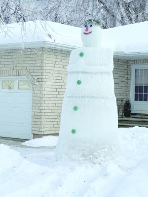Frosty the Giant Snowman