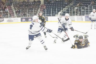 Defence, goaltending shines in three-game winning streak